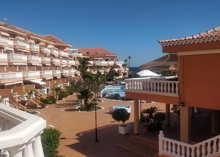 Golden Mile Seaview Royal Garden Apartman *