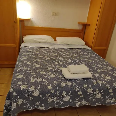 Golden Mile Seaview Royal Garden Appartement