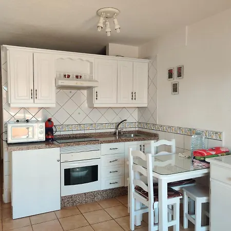 Golden Mile Seaview Royal Garden Daire