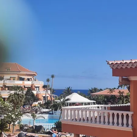 Golden Mile Seaview Royal Garden * Playa de las Américas