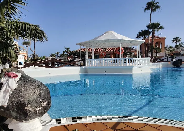 Golden Mile Seaview Royal Garden *