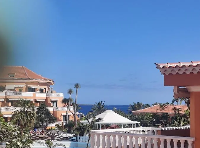 Golden Mile Seaview Royal Garden * פלאייה דה לאס אמריקס
